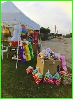 Coscaron Piñatas.jpg