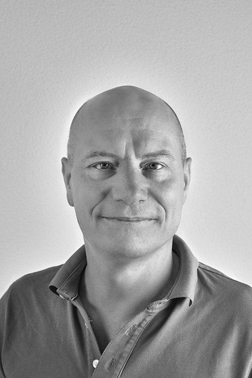 team-tiloburkhardt-500px.jpg