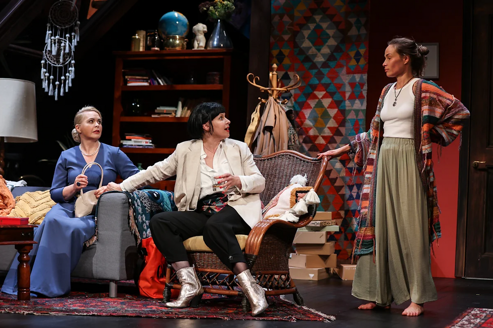 Głowa w piasek Teatr Polonia kadr ze spektaklu