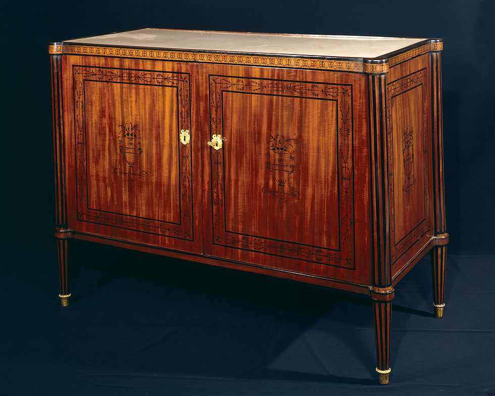 Thumbnail: Coppia di Commode a credenza -  Torino, periodo Luigi XVI