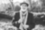 Homme avec foulard