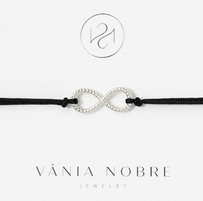 Thumbnail: Infinite Bracelet