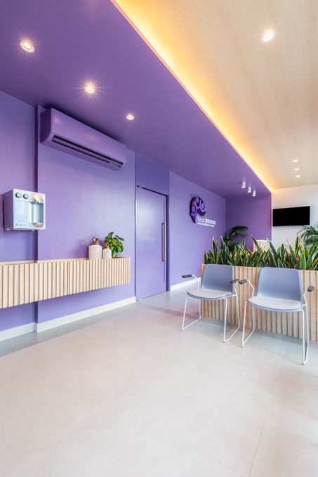 recepção consultório clínica de reabilitação e terapia elevador