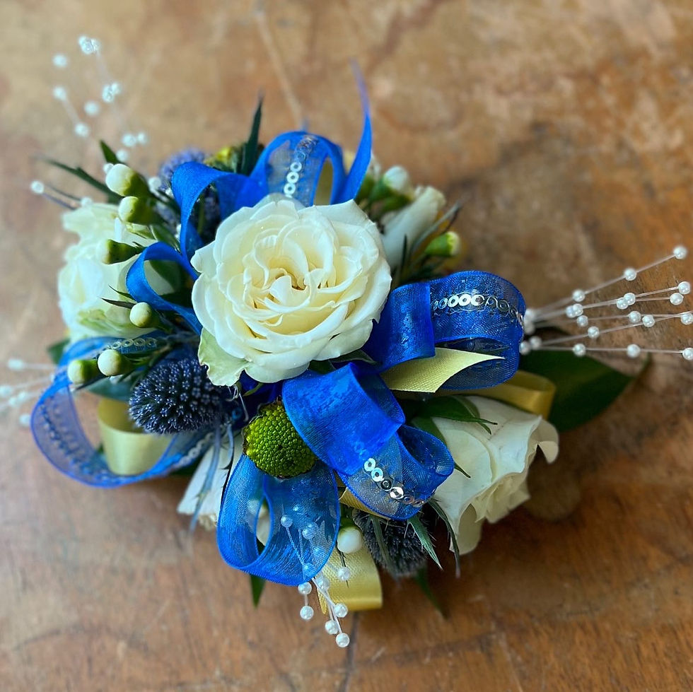 Thumbnail: Wrist corsage