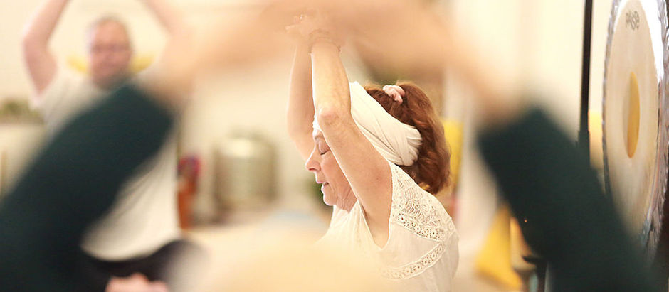 🤪Stuck on Repeat? Discover Why You’re Hitting the Same Notes and How a Mindset Reset Can Hit the High Note.