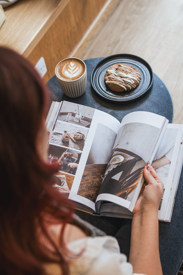 A lifestyle-focused café image capturing the atmosphere, detail, and customer experience within a relaxed hospitality setting. The photograph highlights natural light, environment, and brand personality to create professional visual content for digital use.