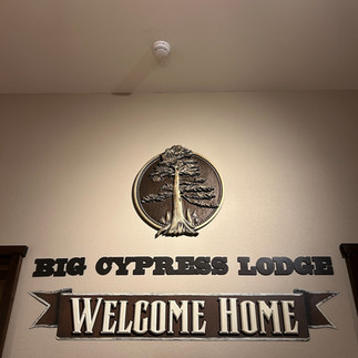 Welcome Sign at Big Cypress Lodge in Memphis, Tennessee