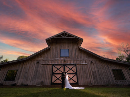 Top Reasons to Choose a Rustic Barn Wedding Venue Near Athens, GA