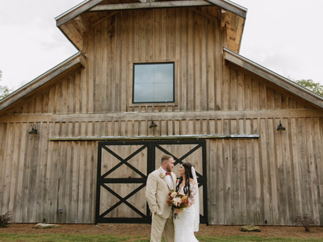 Guide to Planning an Unforgettable Rustic Barn Wedding near Athens, GA