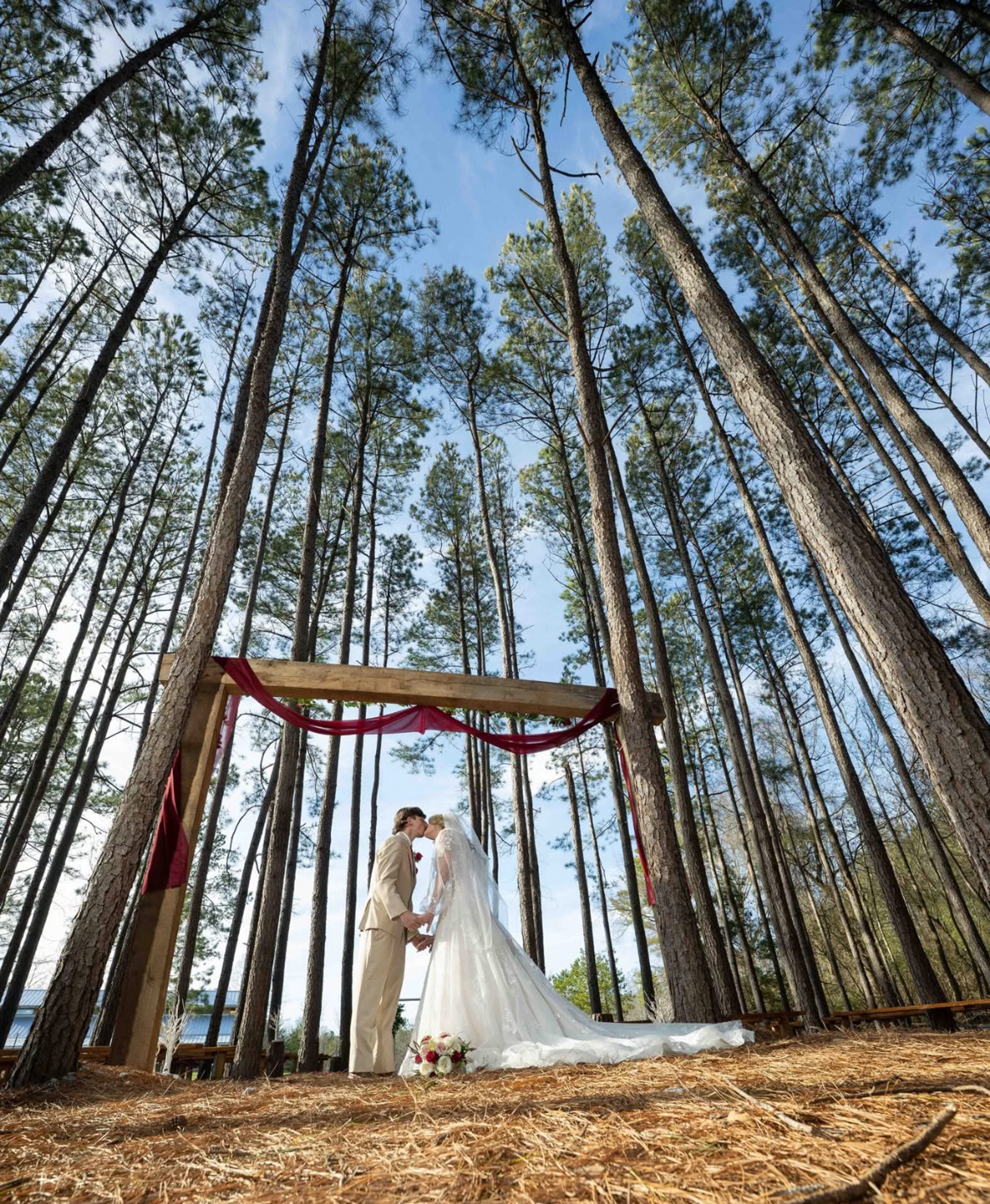 10 Reasons Intimate Weddings in Athens, GA Are So Popular 10 Reasons Intimate Weddings in Athens, GA Are So Popular