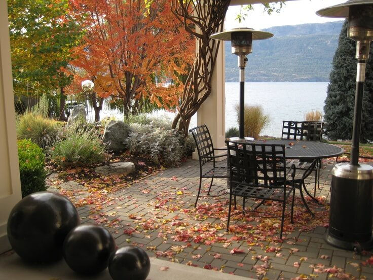 fall-patio-earnesttestime