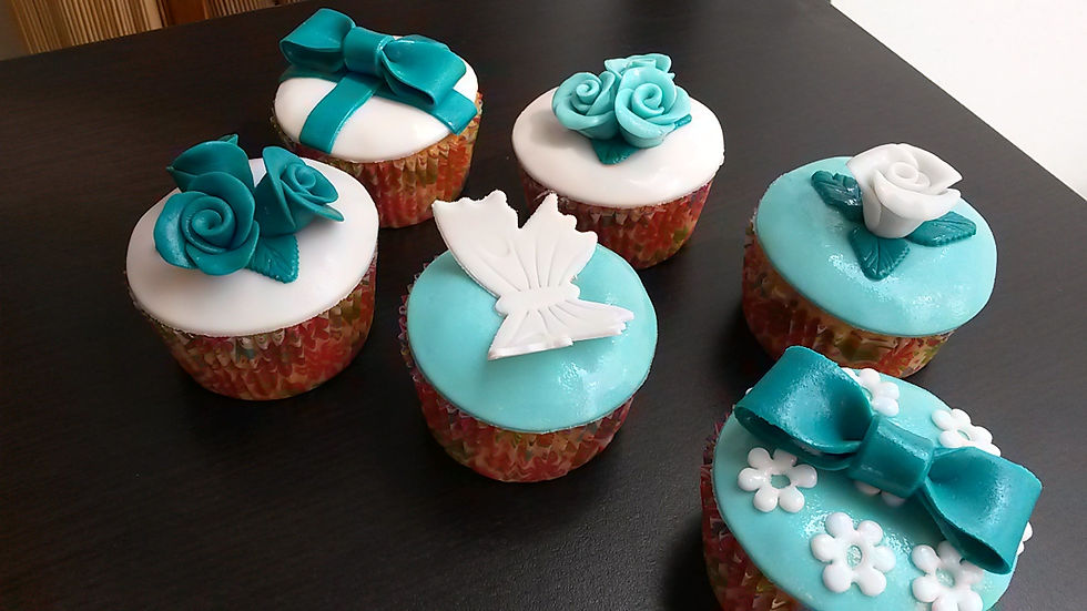 MARIPOSAS Y ROSAS