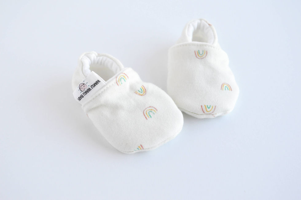 Thumbnail: Organic Cotton x Bamboo Baby Shoes - Rainbows