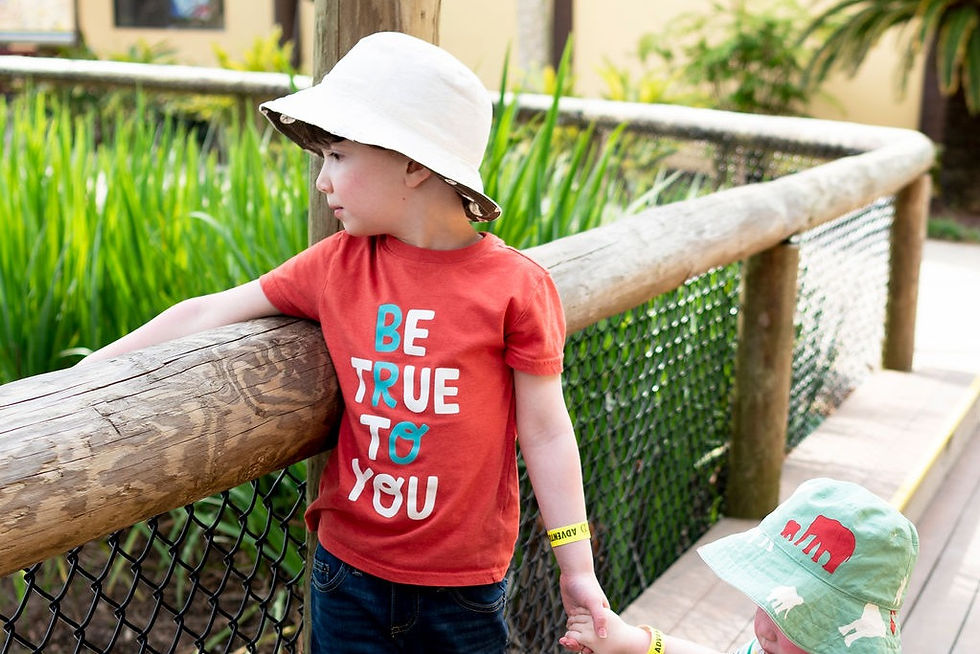 Thumbnail: Reversible Bucket Hat - Brown Sand Dollars