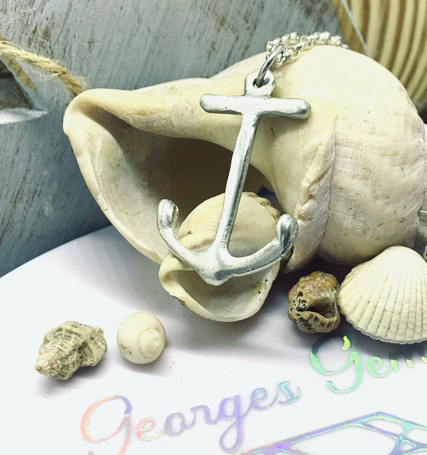 Anchor necklace 