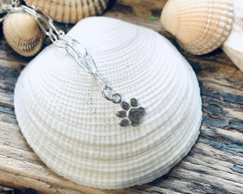 Paw print bracelet 