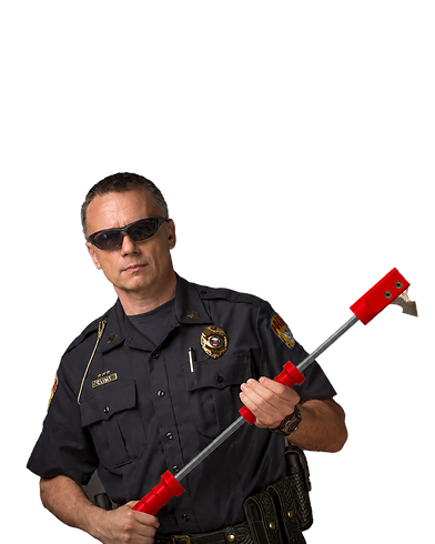 Responder Cop with tool.png