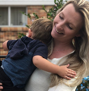 Image of mother and son connecting to represent the instagram page @busymumhub