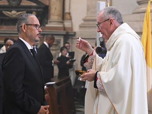 En passe d’échouer à sa mission, le PM de facto Alix Didier Fils-Aimé participe à une messe pour la paix en Haïti à Rome