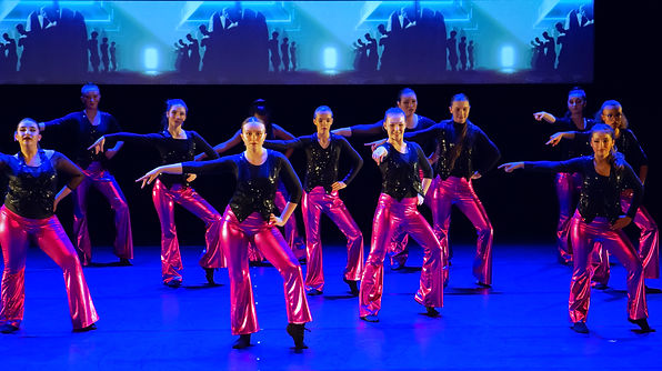 Spectacle (315)_edited.jpg