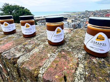 FORMAT Facebook (549 x 388 px).jpg