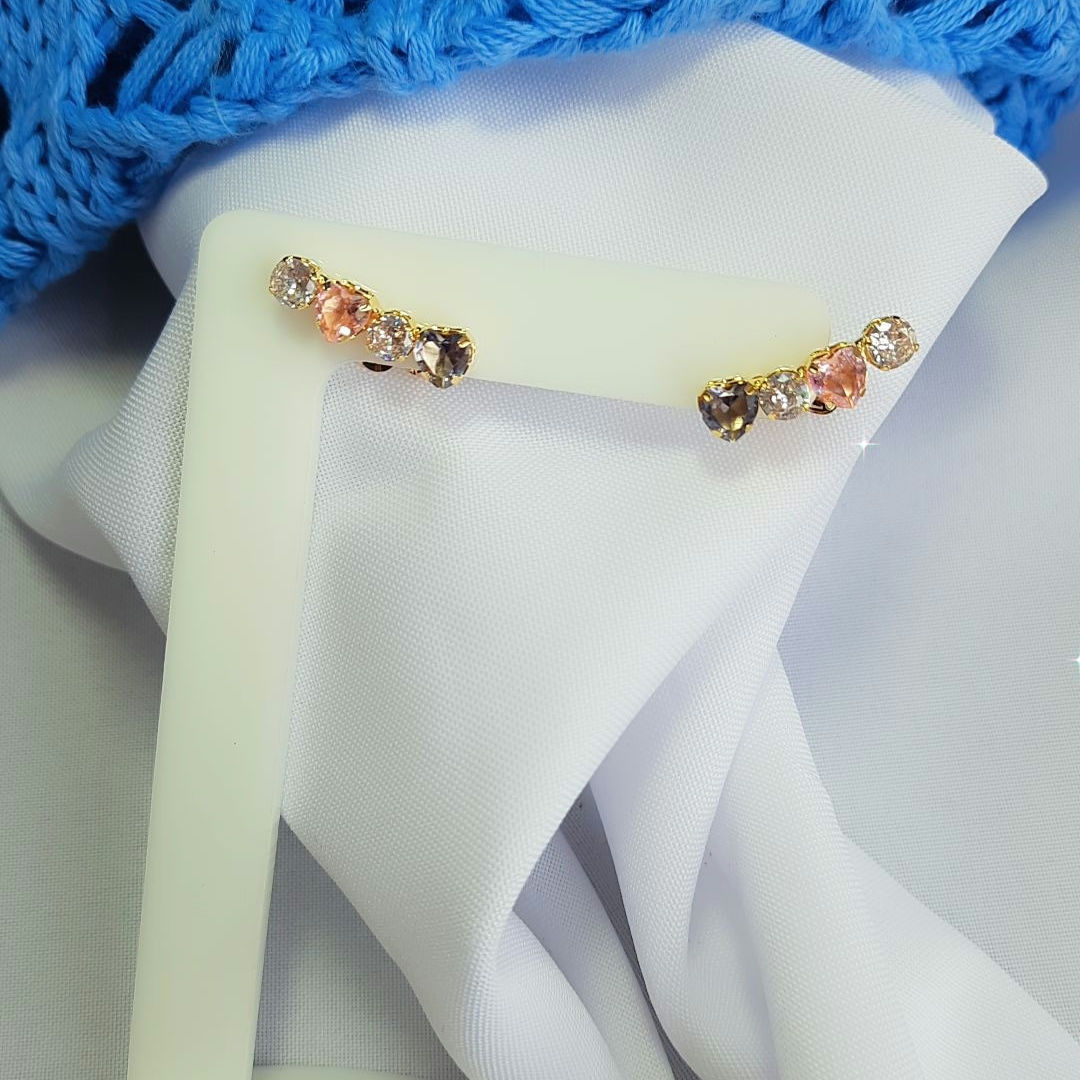 Brinco Ear Cuff de Coração Color