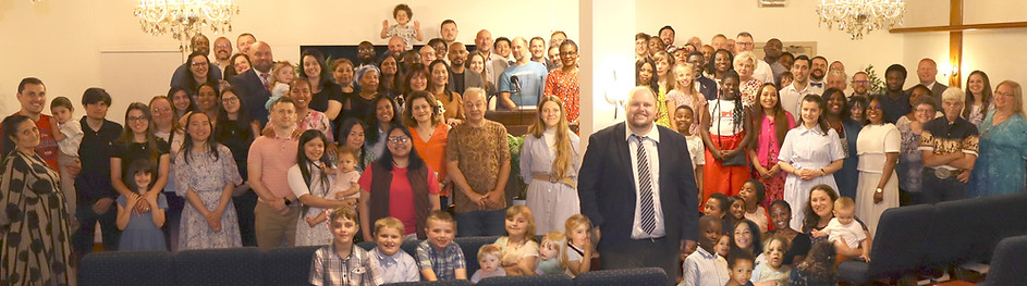 Group Photo 2025 reedit 2.jpg
