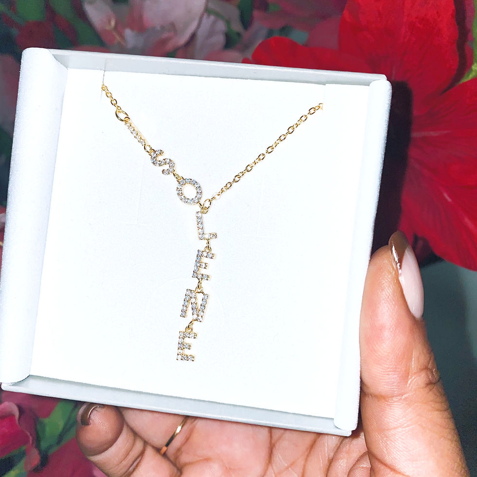 תמונה ממוזערת: Crystal Name Necklace