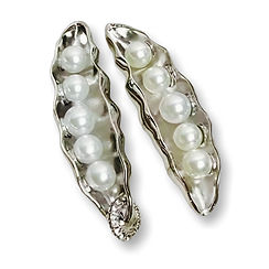 Isolene Jewellers Silver plated Pea Pod Earrings, statement jewellery, Silver earrings, Women's Earrings