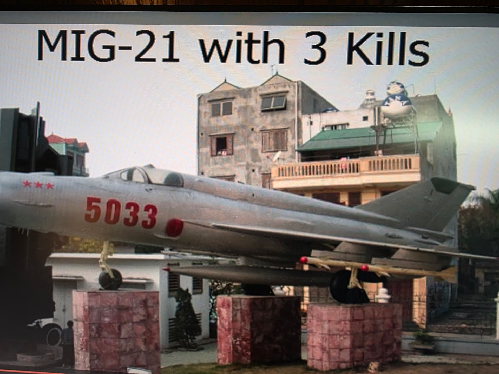 MiG-21 with 3 Kills at the B-52 Museum in Vietnam 