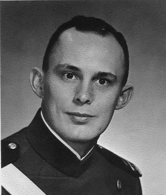 Thomas Gayle Bowen