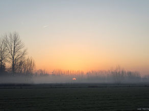 De zon komt op