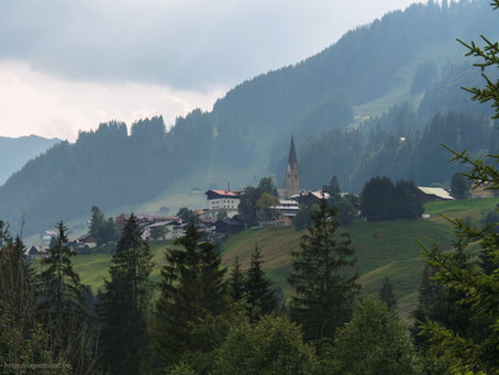Kleinwalsertal, in Vorarlberg, langs de Breitach …