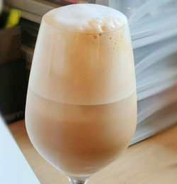 サンドイッチや名物ラテなどのカフェ系テイクアウト商品