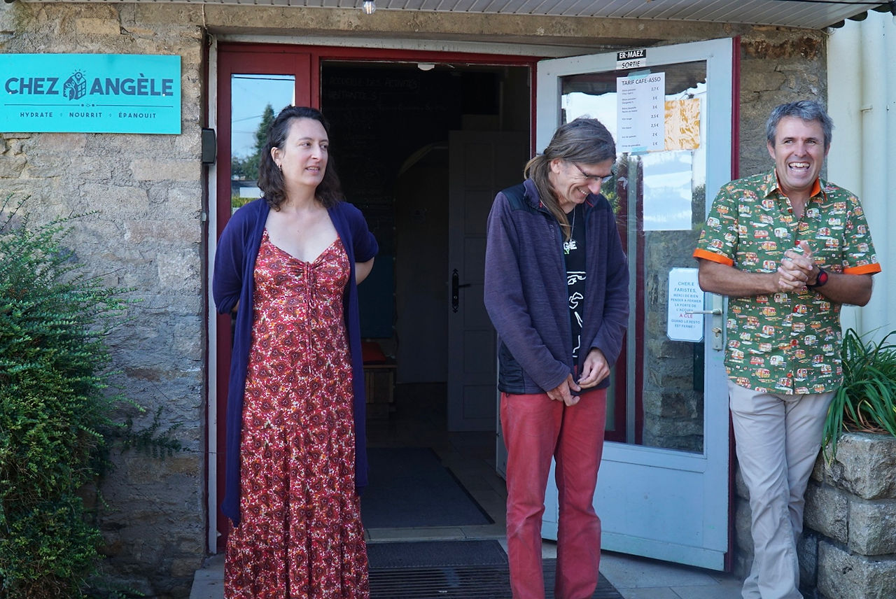Chez Angèle, Peillac