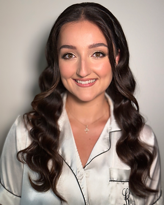 smiling-bridal-trial-in-soft-glam-makeup