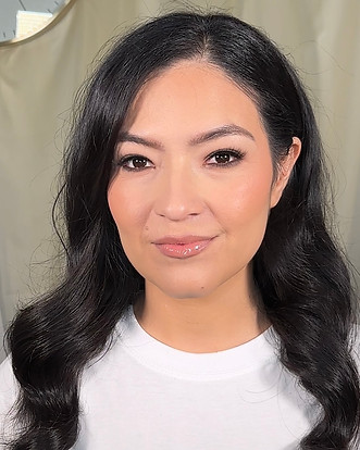 neutral-soft-glam-on-light-medium-skin-tone