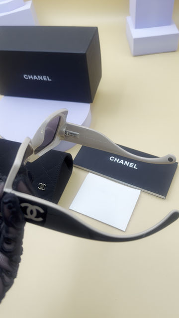 Thumbnail: CHANEL SQUARE SUNGLASSES CH6059