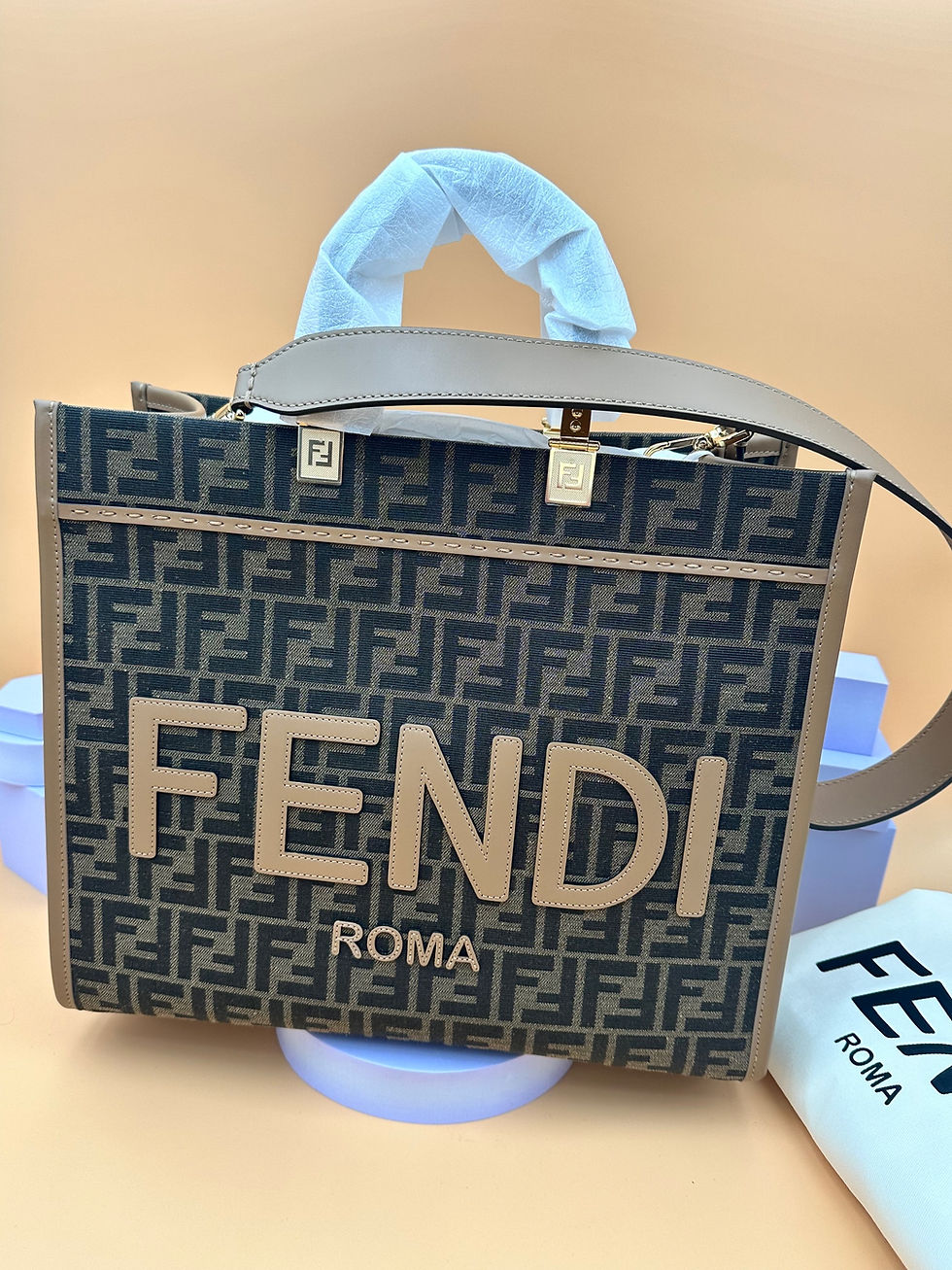 FENDI MEDIUM JACQUARD SUNSHINE SHOPPER