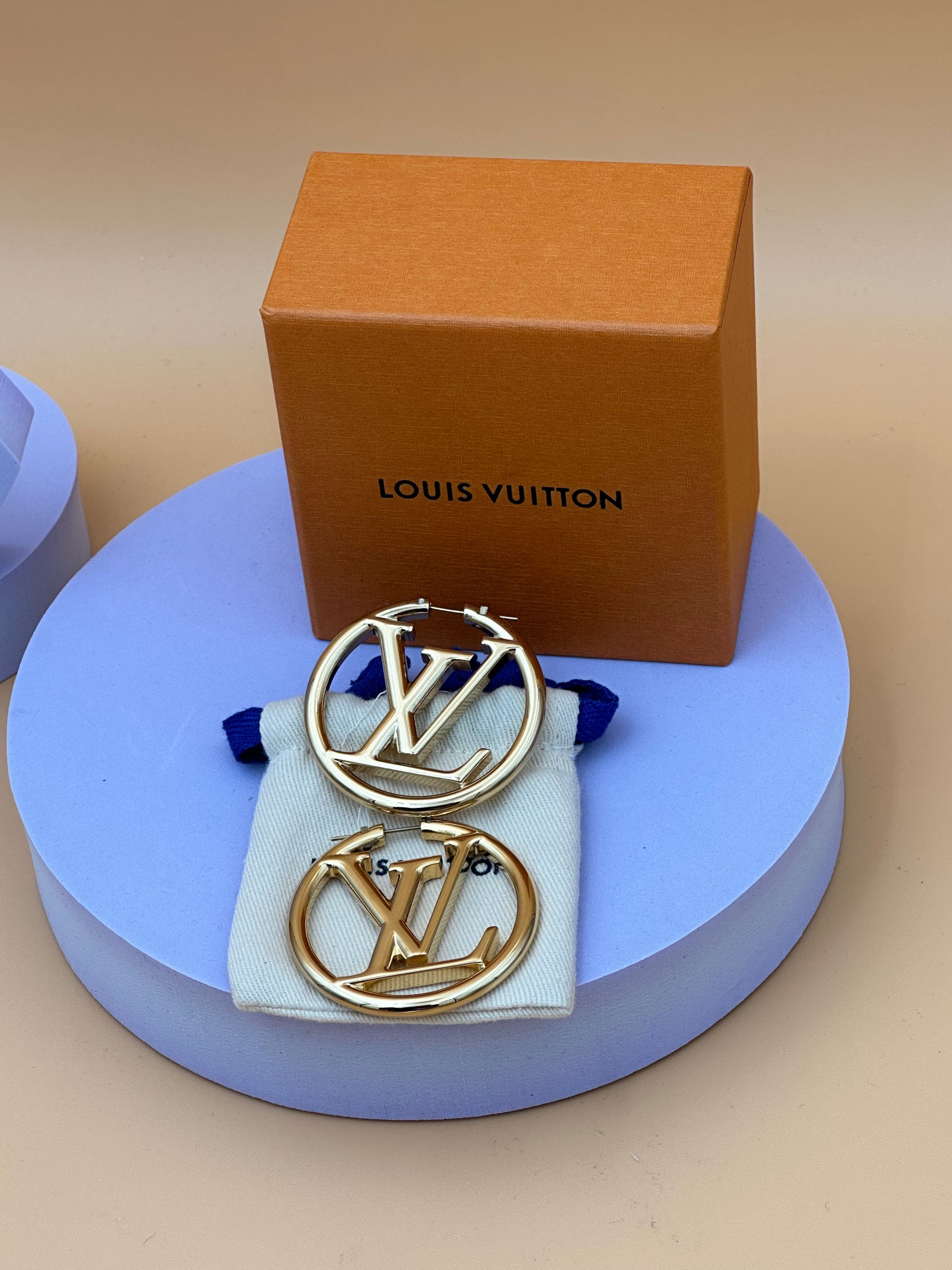 LOUIS VUITTON EARRINGS