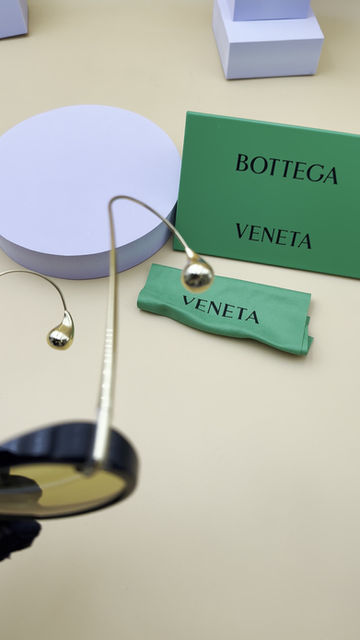 Thumbnail: BOTTEGA VENETA SUNGLASSES BV1273S
