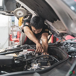 Engine Oil Leak 1.JPG