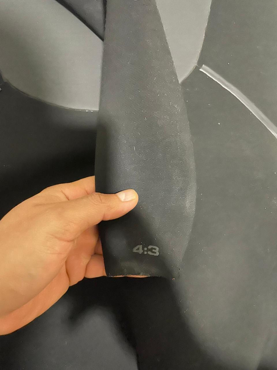 Thumbnail: Wetsuit - Talla LS