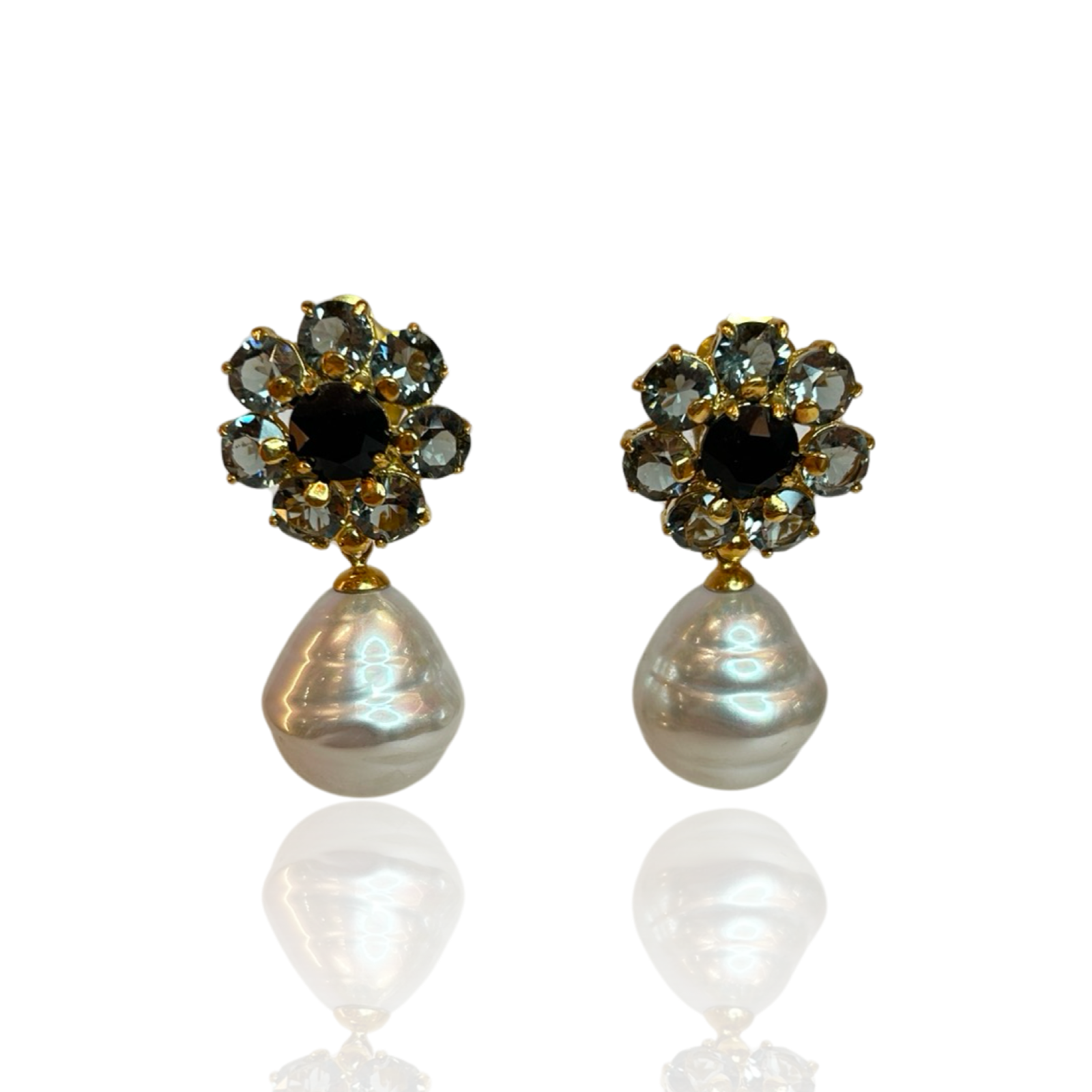 Flower Pearl Örhängen - Guld - Grå