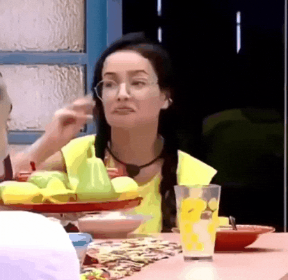 Girl Fala Muito GIF.gif