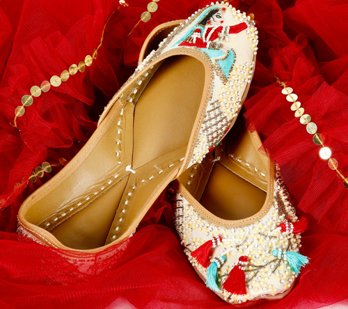 dulha juti design