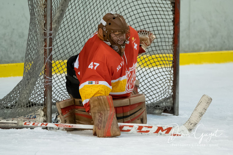 15B_C5_6194579_3409649828_4