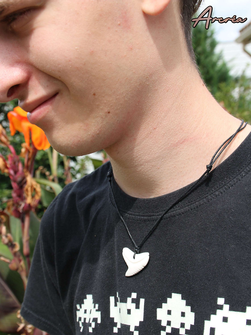 サムネイル： Collier Power "Niho Mano" Dent de requin