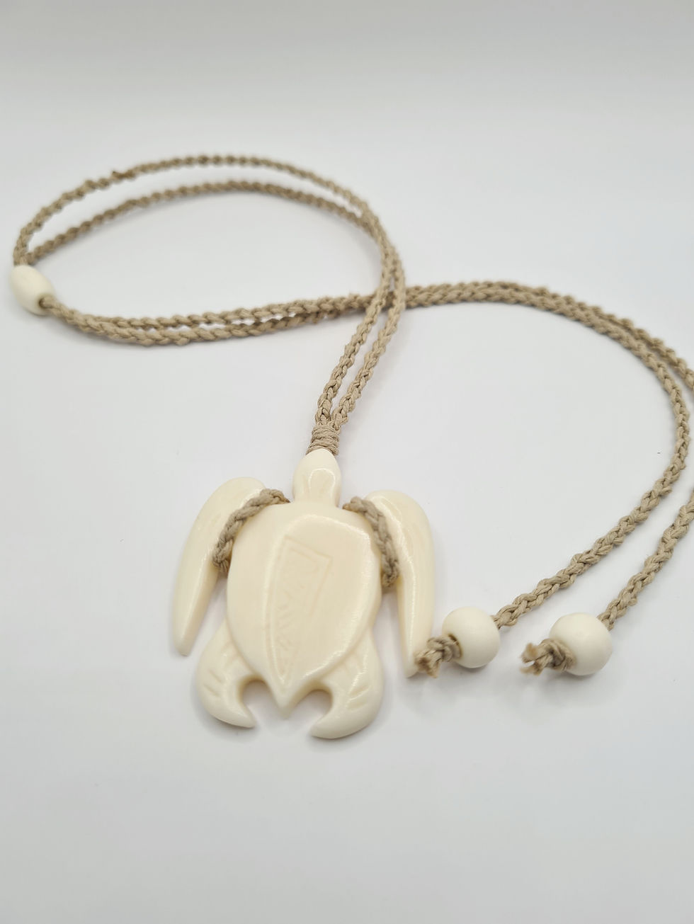 Miniature : Collier de chanvre - Tortue Tribale