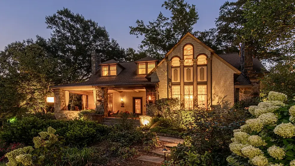 Exterior-Night-2.webp